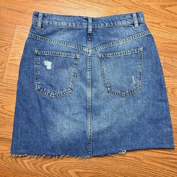 Free People Hallie Distressed Denim Jean Skirt Size 26 - Picture 2 of 5